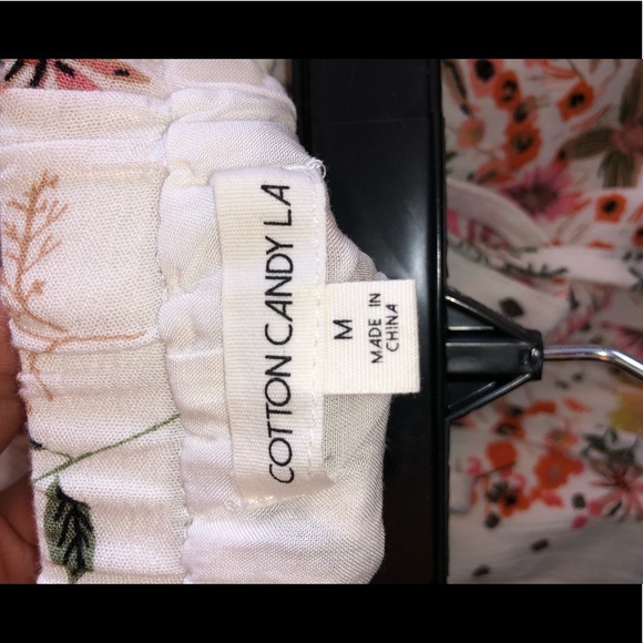 Comfy Floral Shorts! !!NWT!! - Picture 7 of 7